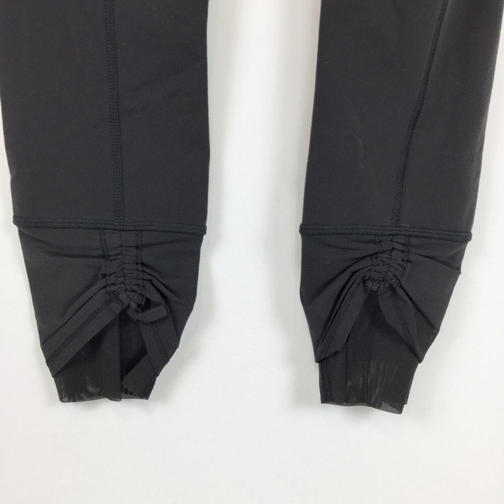 Lululemon Mesh Pant, size 4 - Picture 4 of 5